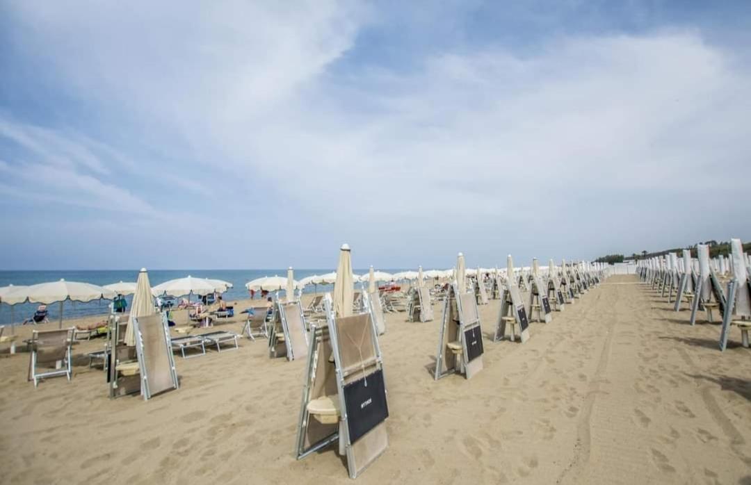 Hotel Village Marina Capaccio Exteriör bild